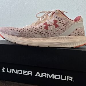 Under Armour Sneakers Sz10